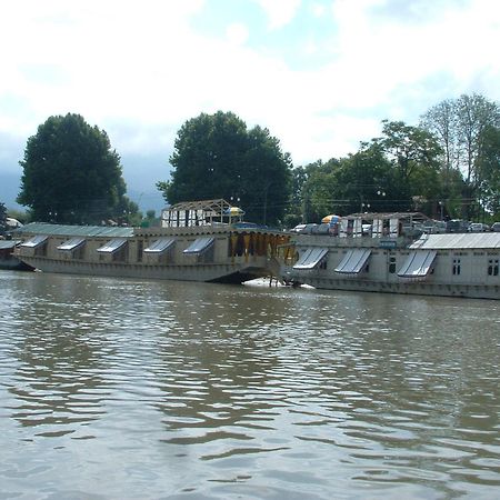 The Shelter Group Of Houseboats & Tour Organiser Srīnagar Exteriör bild